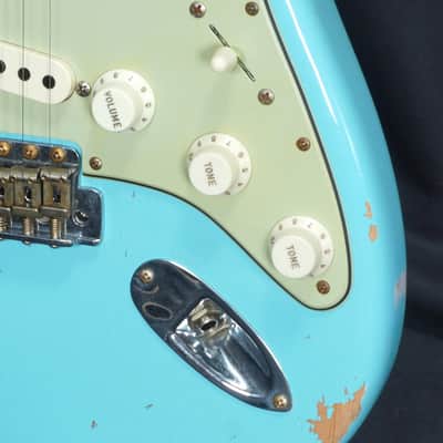 FENDER CUSTOM SHOP Limited Edition 1960 Stratocaster Relic -2022- Faded Daphne Blue [CZ561617] (05/11) image 4