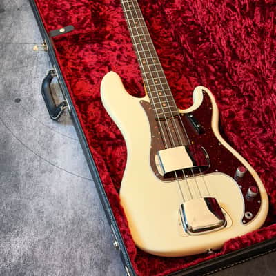 Fender American Original '60s Precision Bass with Rosewood Fretboard 2018 - 2019 - Olympic White image 1