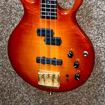Vintage 1988 Pedulla  mvp electric bass guitar made in the usa ohsc image 1