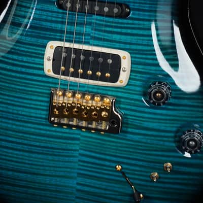 PRS Modern Eagle V in Carroll Blue Wraparound Smokeburst with Ten Top image 2