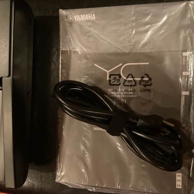 Yamaha YC61 61-Key Stage Keyboard image 12