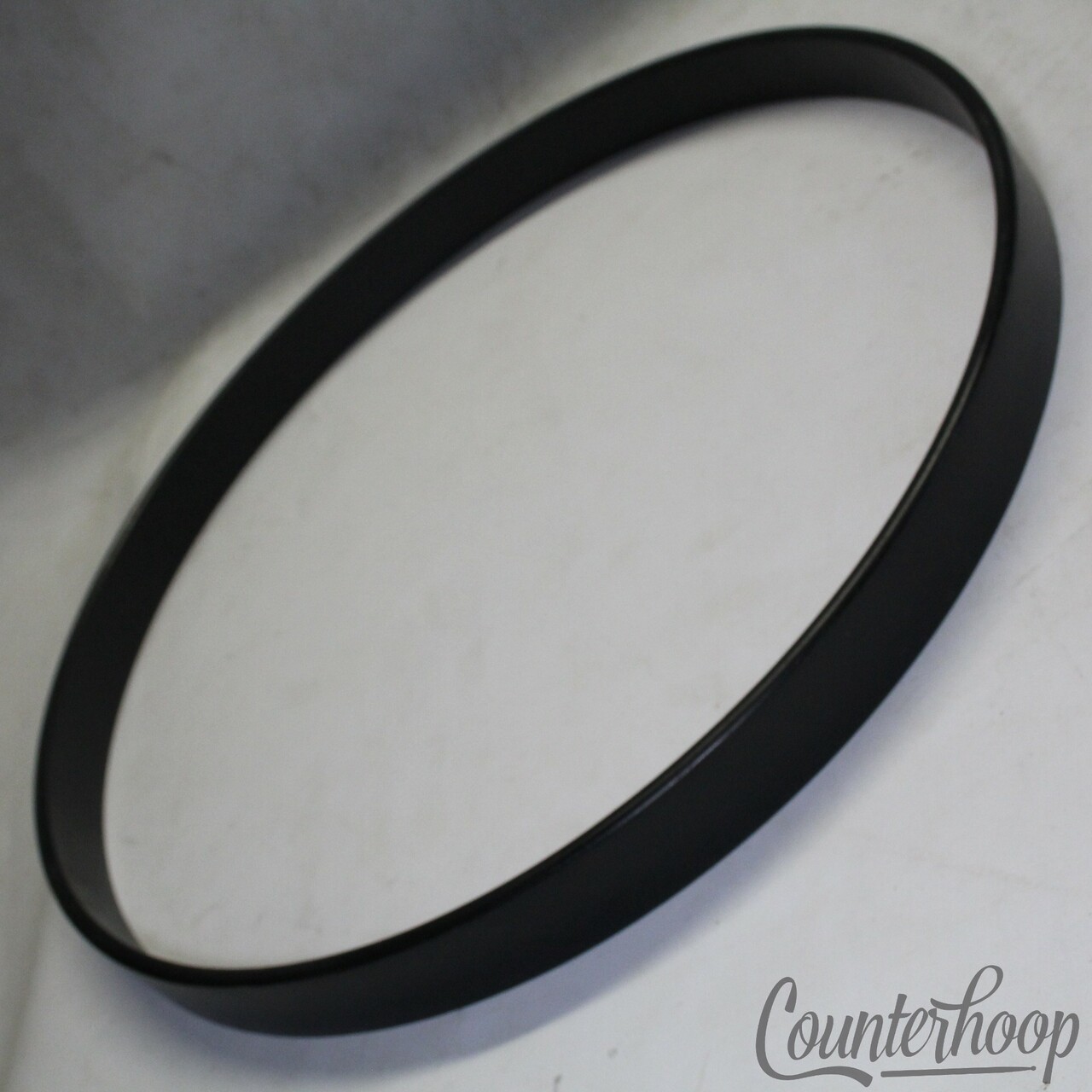 6Ply Bass Drum Hoop 20" Rim Black Paint Gretsch? — main photograph
