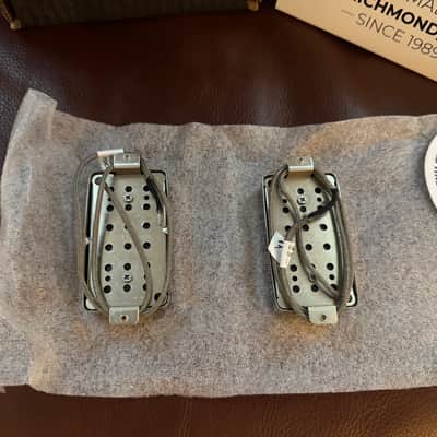 Lindy Fralin ALNICO NOISELESS P90 – HUMBUCKER SIZE - Nickel image 2