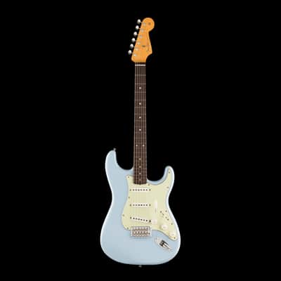 Fender Limited Edition Vintera II Road Worn '60s Stratocaster Sonic Blue with Case image 2