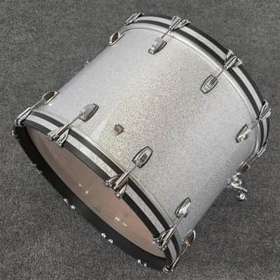 Used Ludwig Classic Oak 6pc Drum Set Silver Sparkle - Very Good image 7