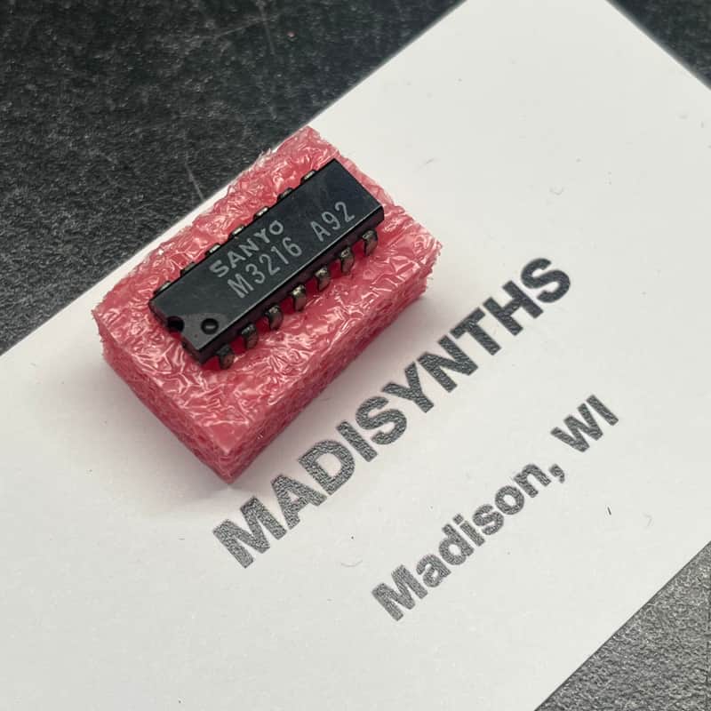 ORIGINAL Sanyo M3216 Frequency Divider IC (Batch Code: A92) for Roland SH-3/3A, SH-7, RS-101/202, Korg Maxikorg 800DV, and more image 1
