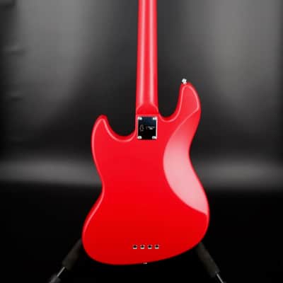 Sire Marcus Miller V3P - Satin Red image 9