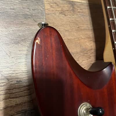 Squier Master M-80 2005 - 2006 - Crimson Red Transparent image 6