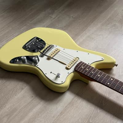 Fender Player II Jaguar 2024 - Present - Hialeah Yellow image 4