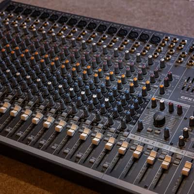 Mackie CFX20 MKII 20-Channel Compact Integrated Live Sound Reinforcement Mixer 2005 - 2012 - Dark Gray image 3