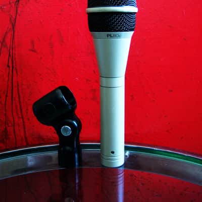 Electro-Voice PL80C / PL80 Handheld Supercardioid Dynamic Microphone Low Z w accessories image 15