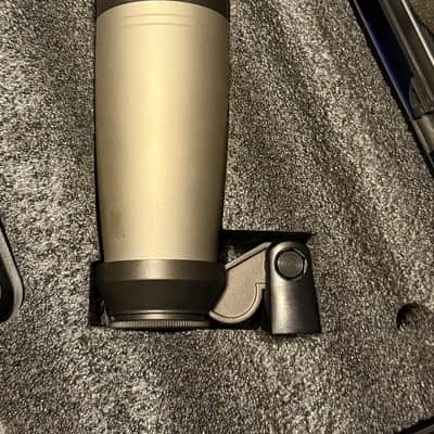 Samson C01 Large Diaphragm Cardioid Condenser Microphone 2010s - Silver image 3