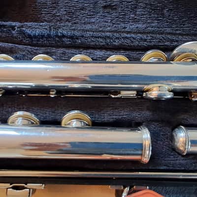 Armstrong 104 Student Model Flute with C Foot, Offset G - Silver-Plated image 6