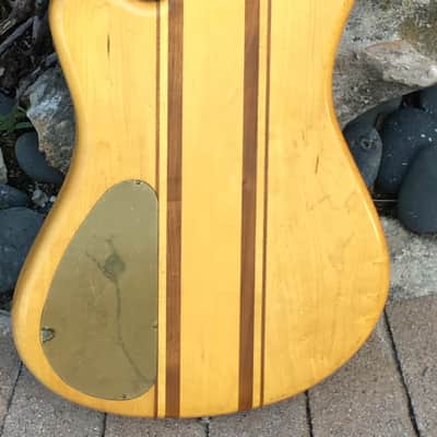 Martin EB-18 Solid Body Electric Bass 1980 Natural image 4