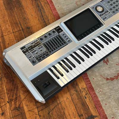 Roland Fantom G6 Workstation Keyboard image 2