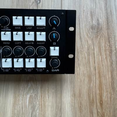 Sequentix Cirklon V2 Sequencer + Eurorack Breakout Box + Bus cable image 2