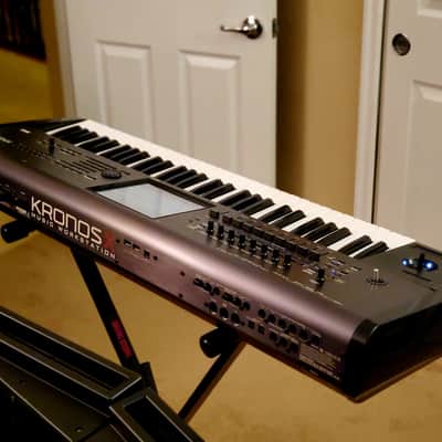 MUST SEE!!! KORG KRONOS X 61 FULLY INSPECTED/SERVICED AND IN AMAZING CONDITION! image 18