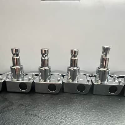Fender Tuners Staggered 2020 - Chrome image 1