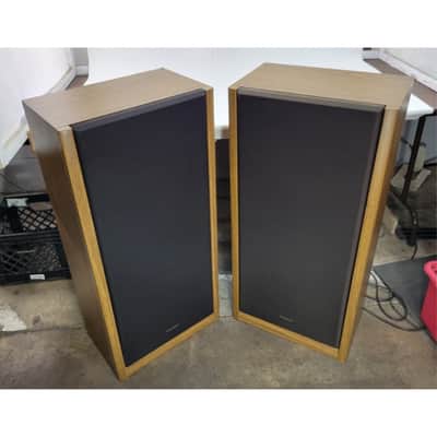 DCM Timeframe TF-500 Woodgrain Stereo Speakers, Pick Up outside of