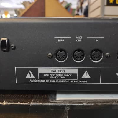 USED Korg i3 Interactive Music Workstation Arranger 61-Key Keyboard image 9
