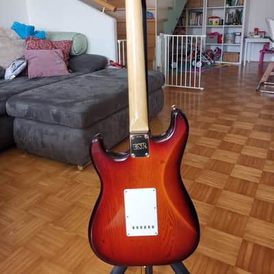 ESP Standard S-800 1990 - 1994 - 2-Tone Sunburst image 3