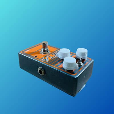 SolidGoldFX Beta MKII Bass Preamp/Overdrive image 3
