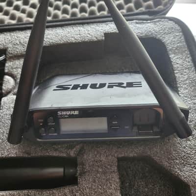 Shure GLXD24+/SM58 Z3 Dual Band Wireless Microphone System image 2