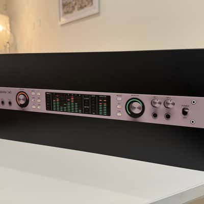 Universal Audio Apollo x8 Thunderbolt 3 Audio Interface 2018 - Present - Black image 2