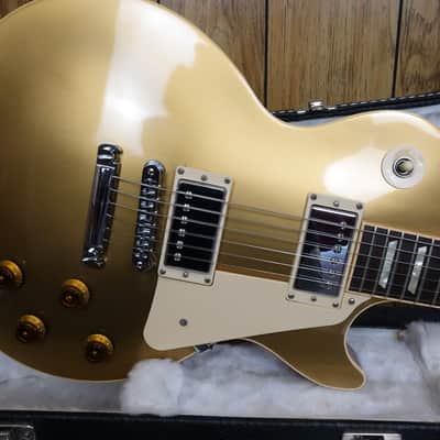 2010 Gibson Les Paul Standard Gold Top Goldtop - Only 8.4 Lbs! image 2