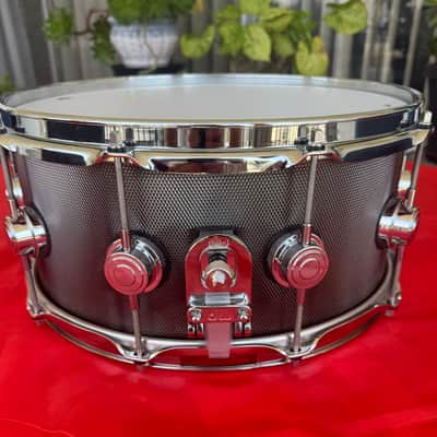 DW 6.5x14" Collector's Series Knurled Black Nickel over Steel Snare Drum w/ Chrome Hardware image 3