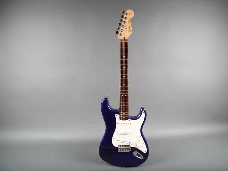 2000 Fender Stratocaster Electric Guitar - MIM Midnight Blue