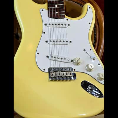 Fender AVRI '62 Stratocaster  | 1996 USA Made - Vintage White Nitrocellulose image 3