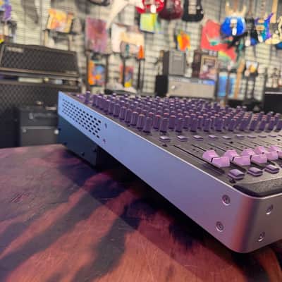 Mackie Onyx 1620i 16-Channel Firewire Mixer 2010 - 2017 - Black/Grey image 3