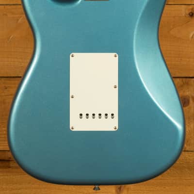Fender Limited Edition Vintera II Road Worn '60s Stratocaster - Rosewood - Lake Placid Blue image 4