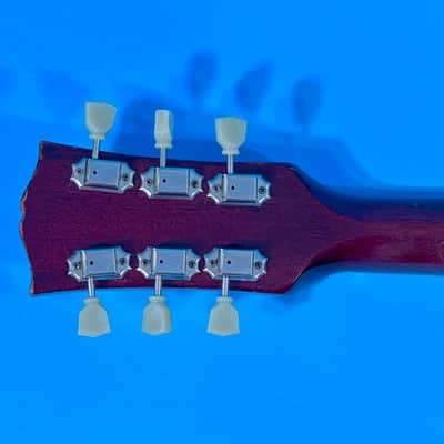 Gibson J-45 1966 - Cherry Sunburst image 12