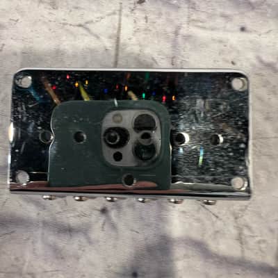 Musiclily MX2602CR Hardtail Chrome Bridge image 3