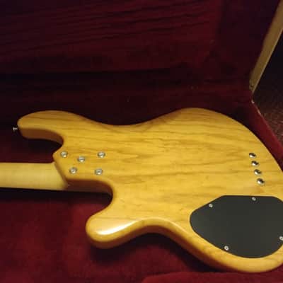 Lakland Jerry Scheff 2001 Natural Fretless SUPER RARE Flame Maple 4 String. image 4