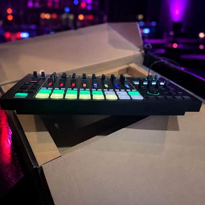 Roland MC-707 Groovebox + Decksaver + Original Box & Accessories - Excellent image 15