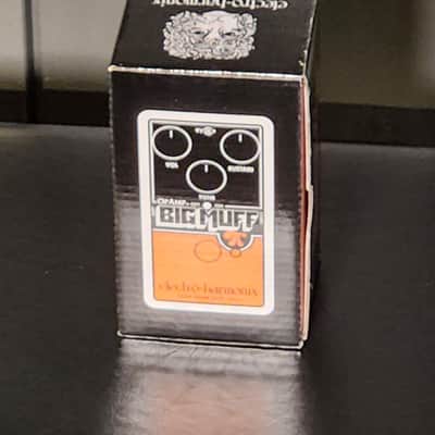 Electro-Harmonix Op Amp Big Muff Pi Reissue Black/Orange image 3