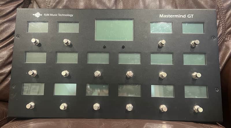 RJM Mastermind GT16 2010s - Black image 1