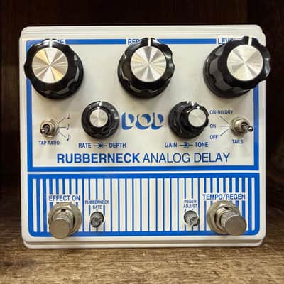 DOD Rubberneck Analog Delay 2010s - White/Blue