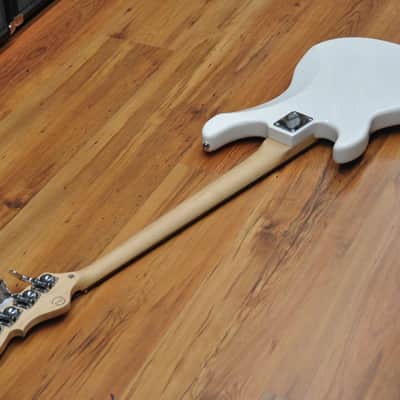 G&L Tribute SB-2 Gloss White image 13