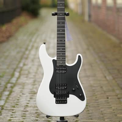 Charvel Pro-Mod Plus So-Cal Style 1 HH FR EB - Snow White image 12