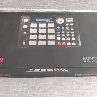Akai MPC500 - with box and power supply image 9