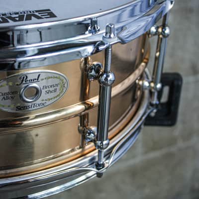 Pearl 5.5" x 14" Pearl Bronze Sensitone Snare Drum with Tube Lugs - Early 2000's image 7