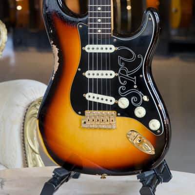 Fender Custom Shop Stevie Ray Vaughan Signature Strato Relic Faded 3 Color Sunburst image 3
