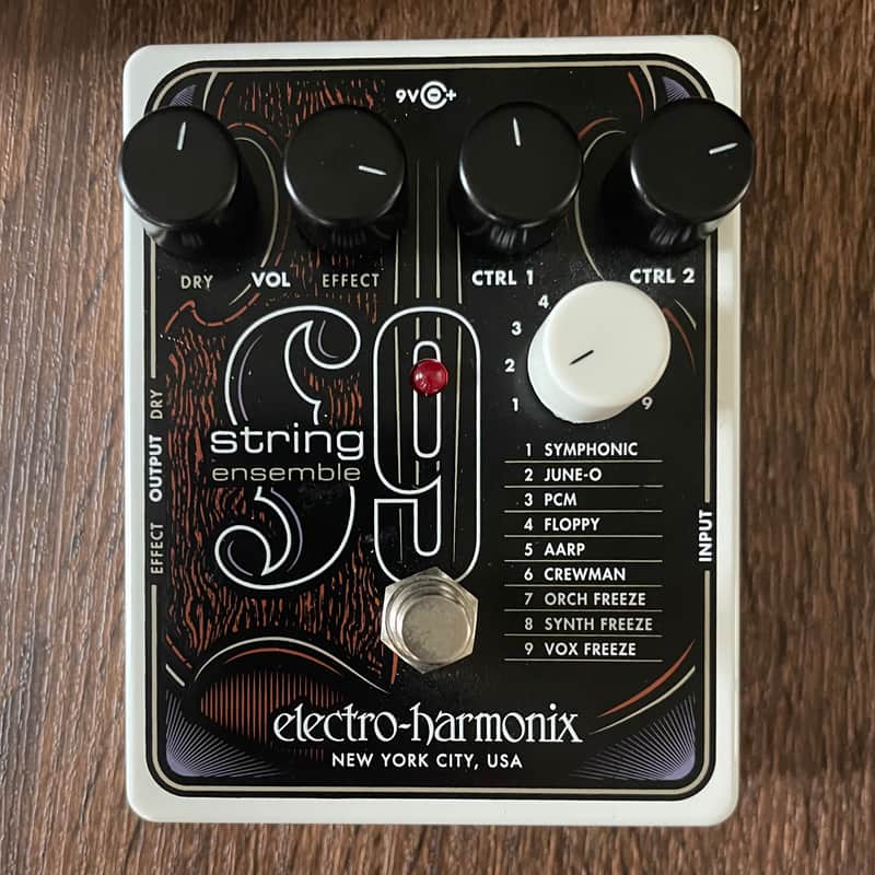 Electro-Harmonix String9 String Ensemble