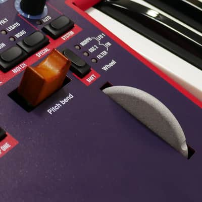 nord Lead 2X + Softcase image 10