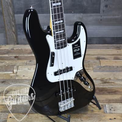 Mint Fender Vintera III Early 70s Jazz Bass - Black with Gigbag image 9