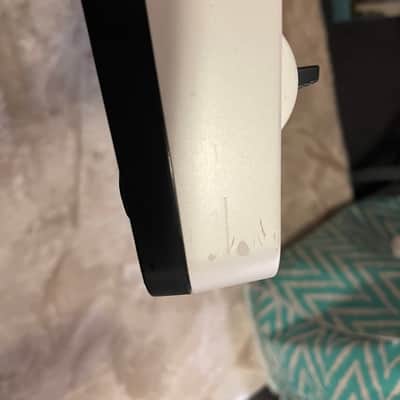 Roland SH-01 GAIA 37-Key Digital Synthesizer 2010 - 2012 - White image 5